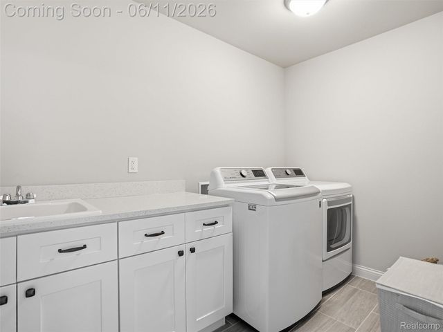 29684 Kevin Drive, Chesterfield Township, MI 48051