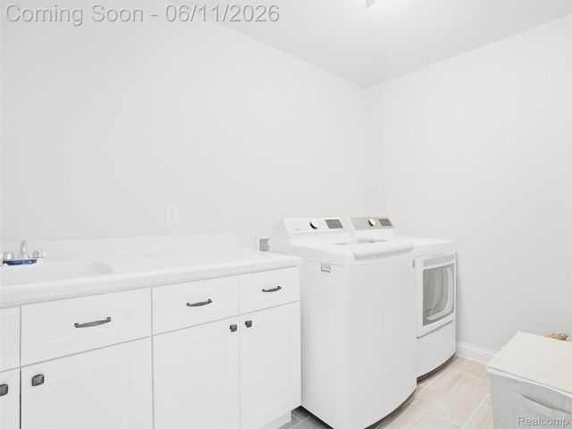 29684 Kevin Drive, Chesterfield Township, MI 48051