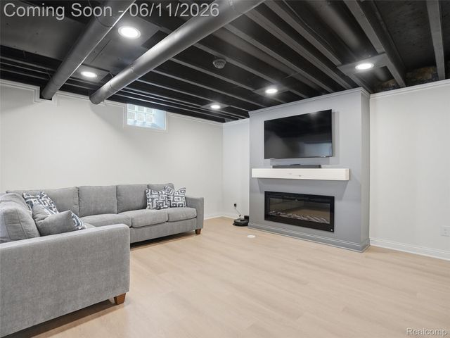 29684 Kevin Drive, Chesterfield Township, MI 48051