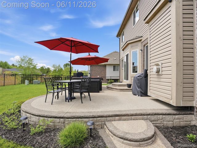 29684 Kevin Drive, Chesterfield Township, MI 48051
