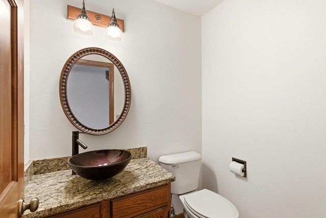 2415 PARKSIDE DRIVE, Oshkosh, WI 54901