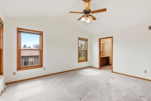 2415 PARKSIDE DRIVE, Oshkosh, WI 54901