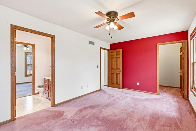 2415 PARKSIDE DRIVE, Oshkosh, WI 54901