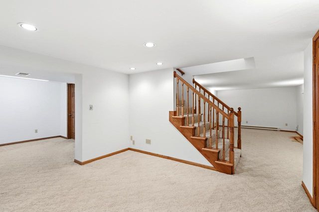 2415 PARKSIDE DRIVE, Oshkosh, WI 54901