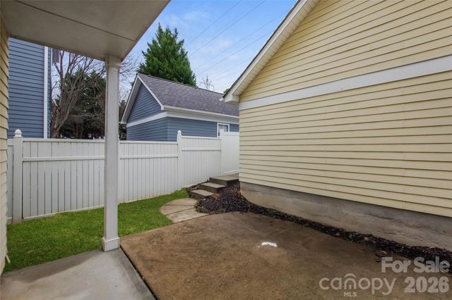 6901 Dunton Street, Huntersville, NC 28078