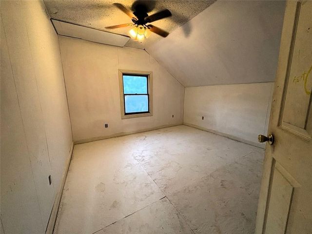 603 N 3rd Street, Burlington, KS 66839