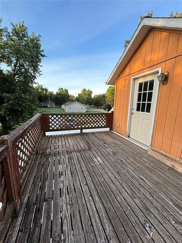 603 N 3rd Street, Burlington, KS 66839
