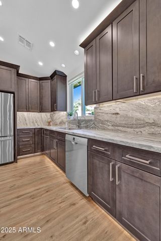 1362 E WICKIEUP Lane, Phoenix, AZ 85024