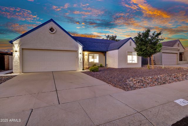 1362 E WICKIEUP Lane, Phoenix, AZ 85024