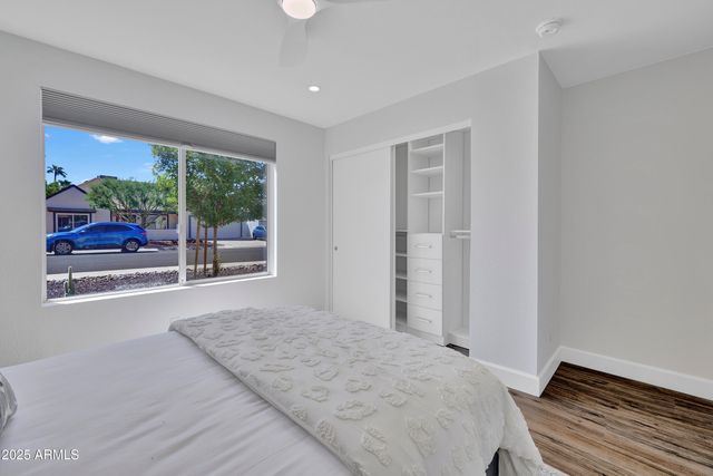 1362 E WICKIEUP Lane, Phoenix, AZ 85024