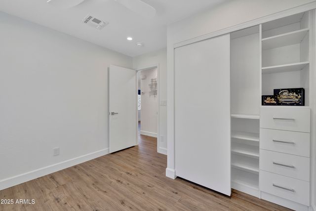 1362 E WICKIEUP Lane, Phoenix, AZ 85024