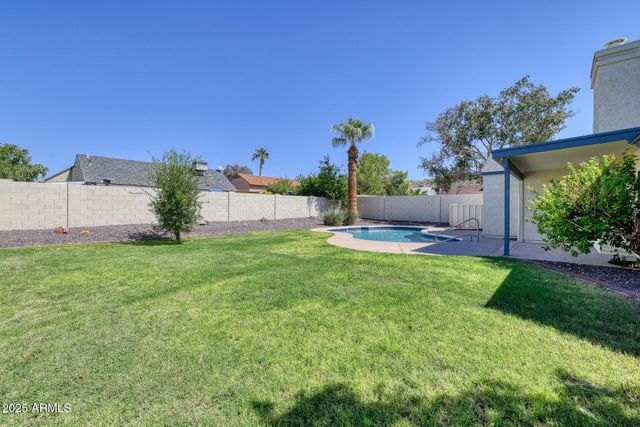 1362 E WICKIEUP Lane, Phoenix, AZ 85024