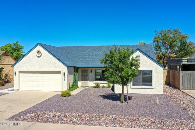 1362 E WICKIEUP Lane, Phoenix, AZ 85024