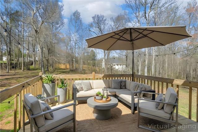 910 Ivy Hills Circle, Mount Airy, GA 30563