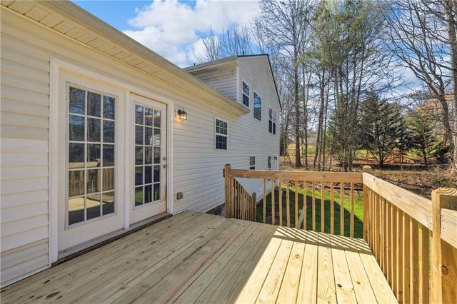 910 Ivy Hills Circle, Mount Airy, GA 30563