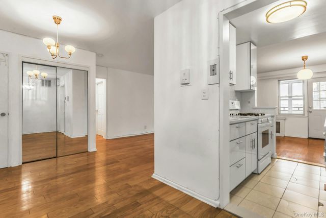 138-10 Franklin Avenue 9J, Flushing, NY 11355