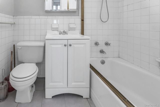 138-10 Franklin Avenue 9J, Flushing, NY 11355