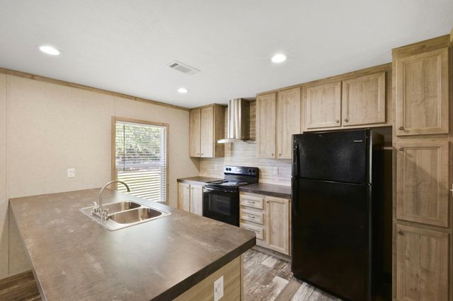 29606 Wichita Falls St, Magnolia, TX 77354