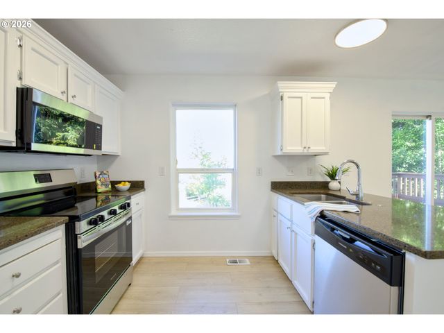7716 Sw 175TH Pl, Beaverton, OR 97007