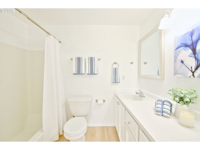 7716 Sw 175TH Pl, Beaverton, OR 97007