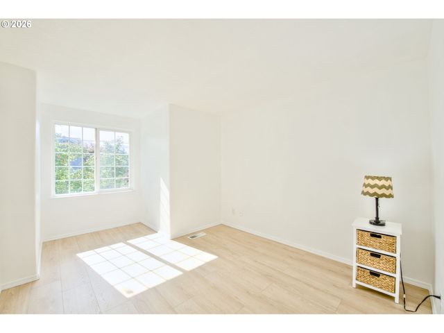 7716 Sw 175TH Pl, Beaverton, OR 97007