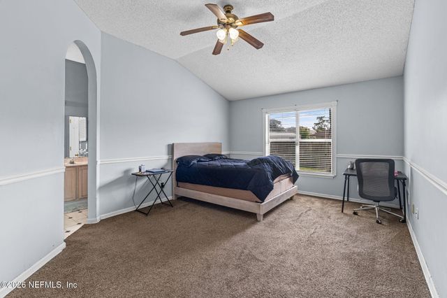 8459 COUNTRY BEND Circle E, Jacksonville, FL 32244
