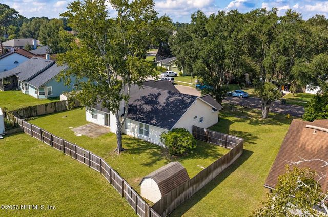 8459 COUNTRY BEND Circle E, Jacksonville, FL 32244