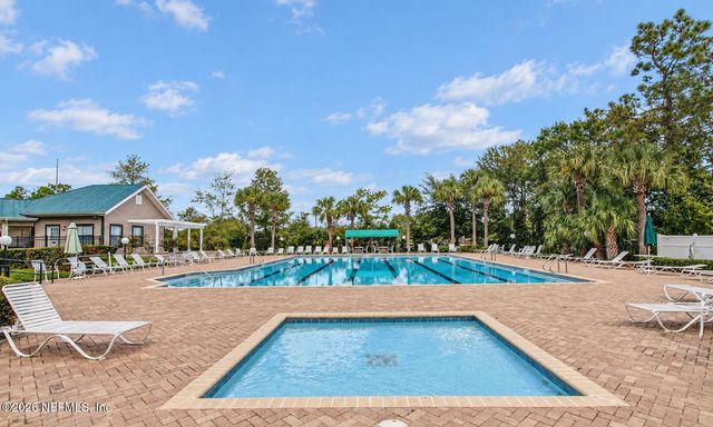 8459 COUNTRY BEND Circle E, Jacksonville, FL 32244