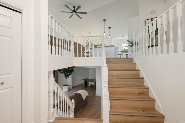 1818 Eagle Point Court, South Bend, IN 46628
