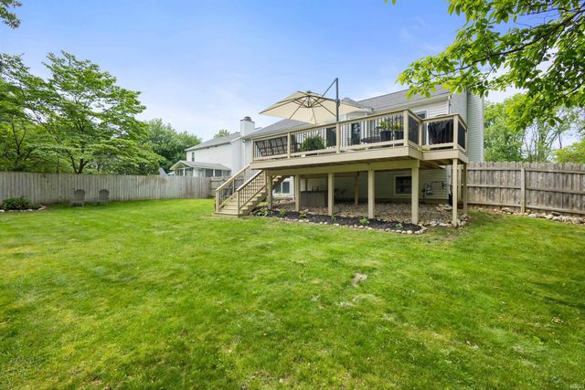 1818 Eagle Point Court, South Bend, IN 46628