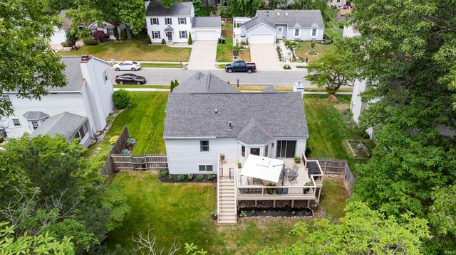 1818 Eagle Point Court, South Bend, IN 46628