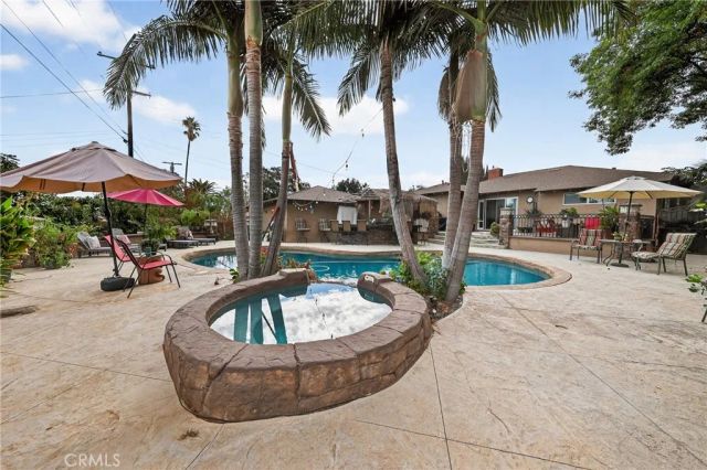 951 W Kendall, Corona, CA 92882