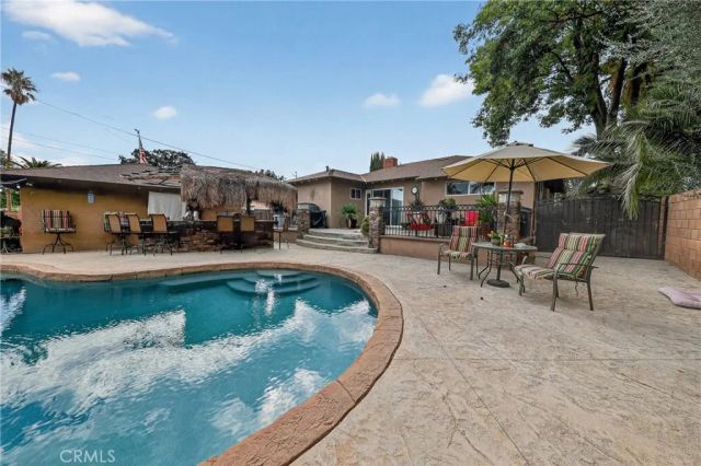 951 W Kendall, Corona, CA 92882