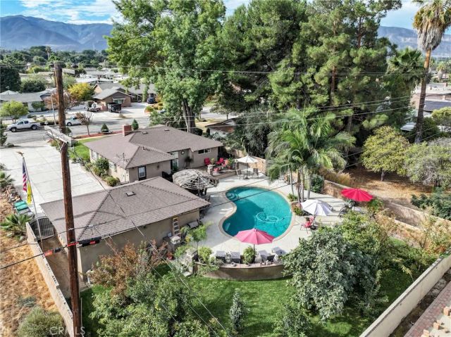 951 W Kendall, Corona, CA 92882