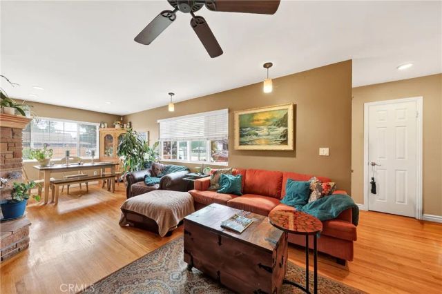 951 W Kendall, Corona, CA 92882