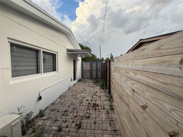 1950 NW 190th Terrace, Miami Gardens, FL 33056
