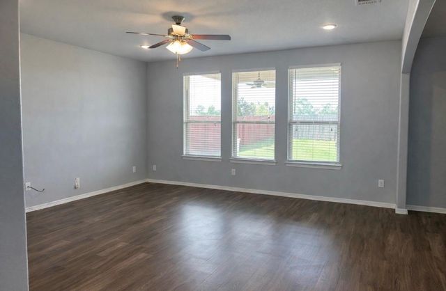 9923 Swindale Ridge Ln, Houston, TX 77044