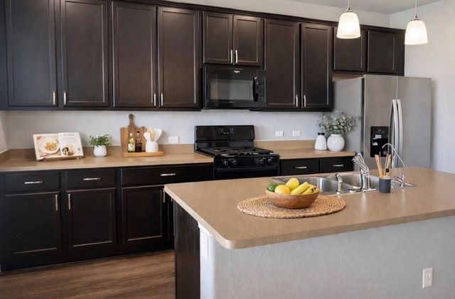 9923 Swindale Ridge Ln, Houston, TX 77044