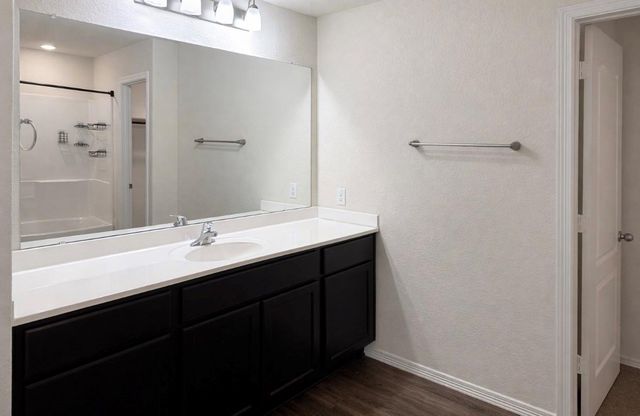 9923 Swindale Ridge Ln, Houston, TX 77044