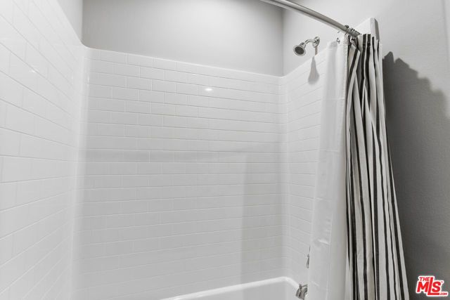 551 Daniel Freeman Circle, Inglewood, CA 90301