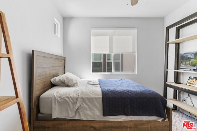 551 Daniel Freeman Circle, Inglewood, CA 90301