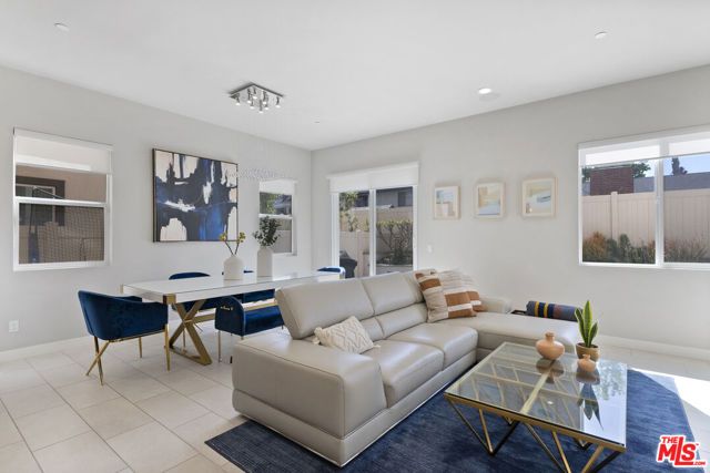 551 Daniel Freeman Circle, Inglewood, CA 90301