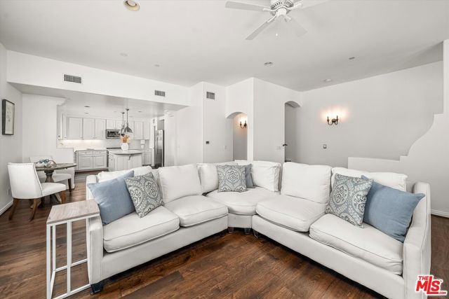 218 Santa Barbara Street D, Santa Barbara, CA 93101