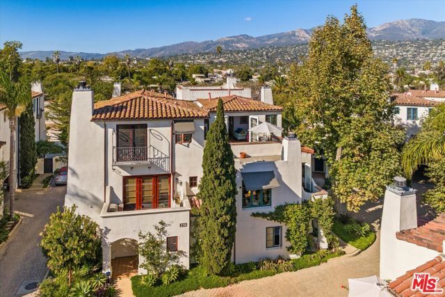 218 Santa Barbara Street D, Santa Barbara, CA 93101