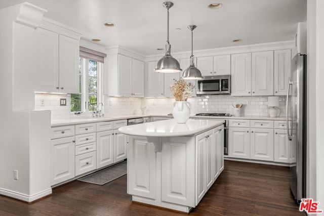 218 Santa Barbara Street D, Santa Barbara, CA 93101