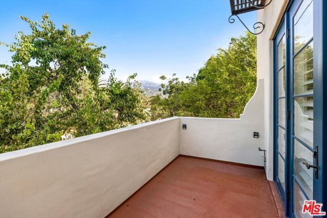 218 Santa Barbara Street D, Santa Barbara, CA 93101