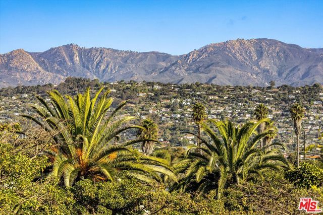 218 Santa Barbara Street D, Santa Barbara, CA 93101