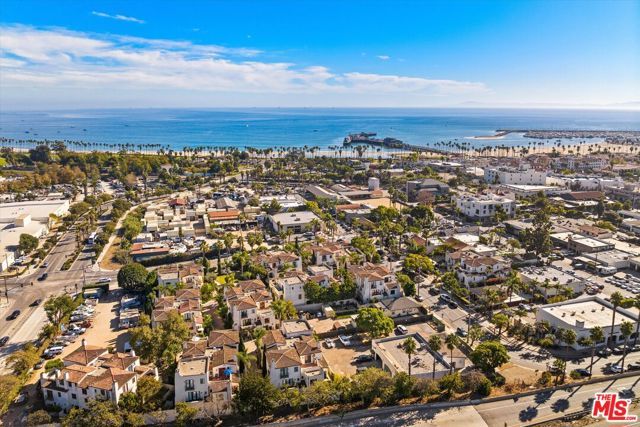 218 Santa Barbara Street D, Santa Barbara, CA 93101