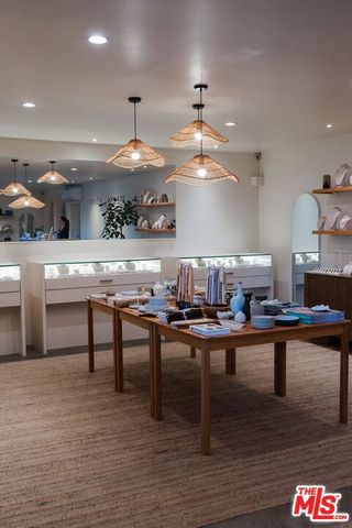 218 Santa Barbara Street D, Santa Barbara, CA 93101