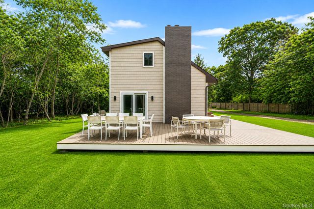 80 Springville Road A, Hampton Bays, NY 11946